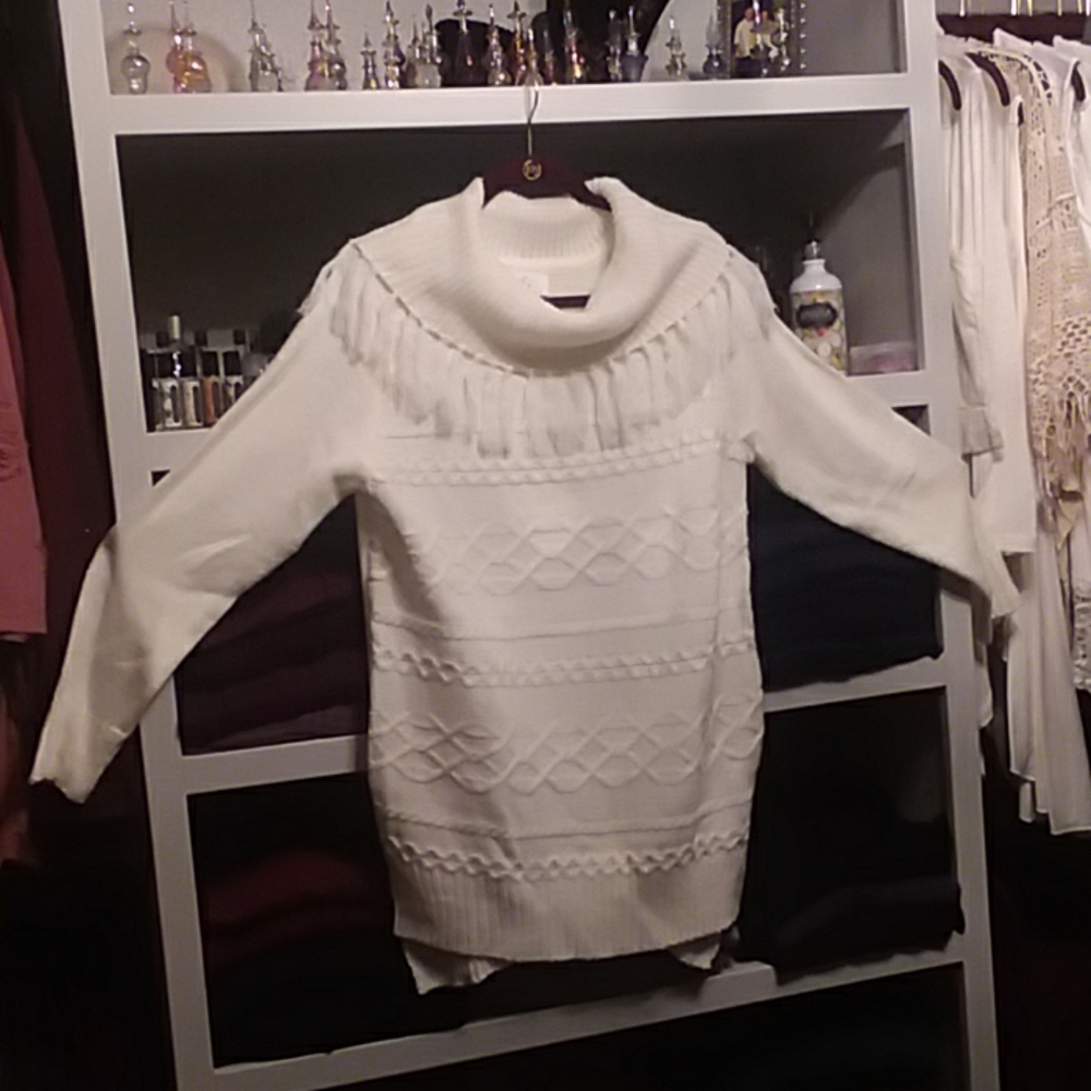 NWOT OSO Casual Sweater